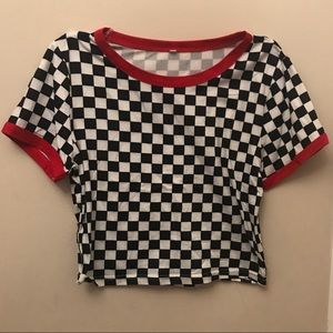 Cute juniors Checkered Crop Tee